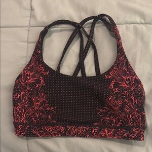 Lululemon Free to Be Serene Bra